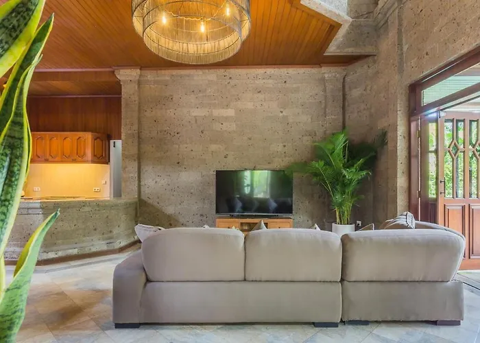 Castila Saraswati - Tranquil 4br In Kayu Aya * Seminyak (Bali)