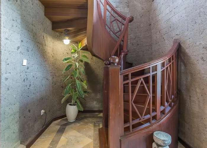 Castila Saraswati - Tranquil 4br In Kayu Aya Villa Seminyak (Bali)