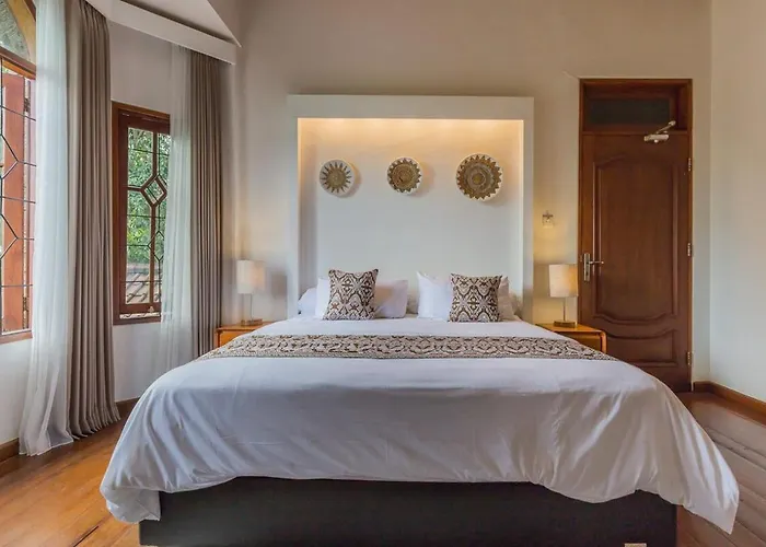 Castila Saraswati - Tranquil 4br In Kayu Aya * Seminyak (Bali)