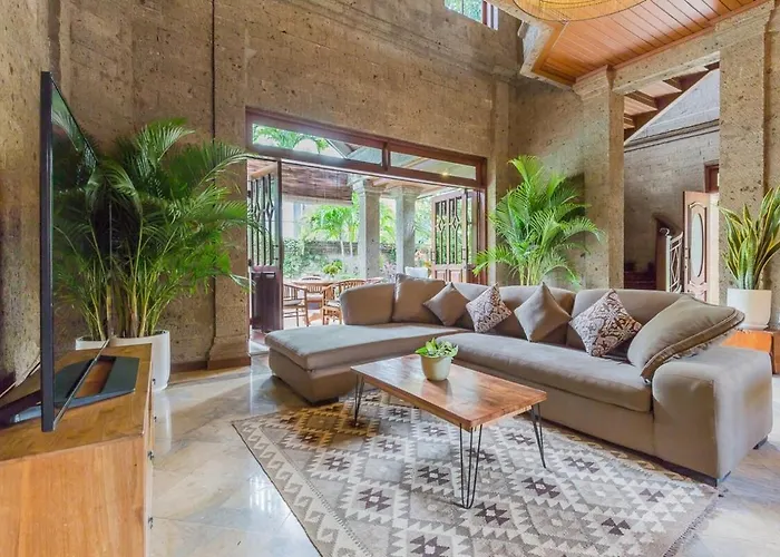 Castila Saraswati - Tranquil 4br In Kayu Aya Villa