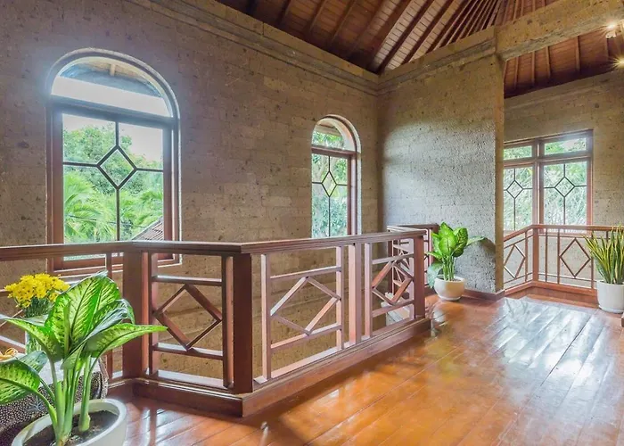 Castila Saraswati - Tranquil 4br In Kayu Aya Villa